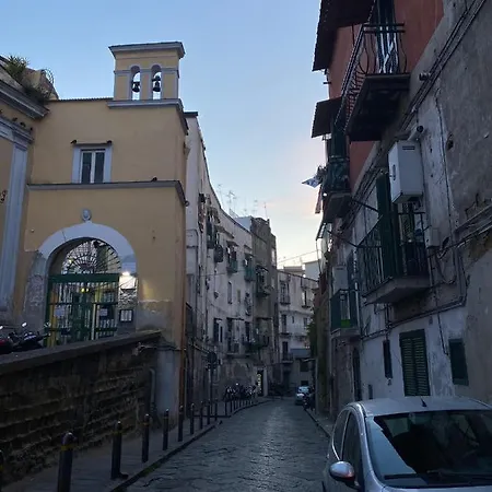 Casetta Al Vomero * Naples